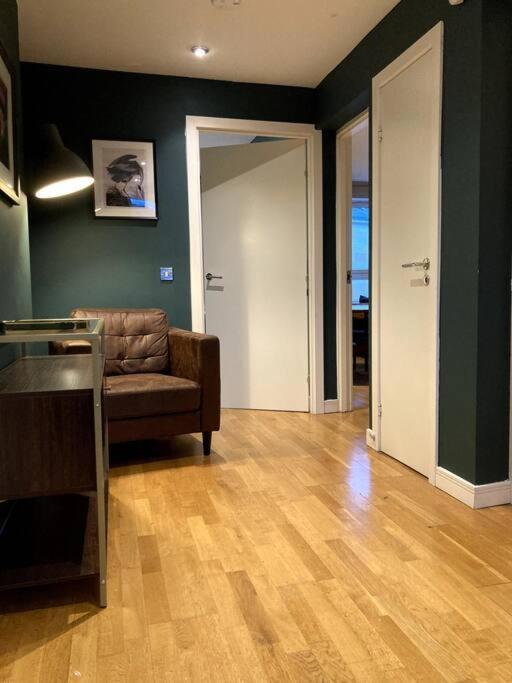 Stylish 2 Bed Accessible Flat Perfect Location Apartment Glasgow Exterior photo